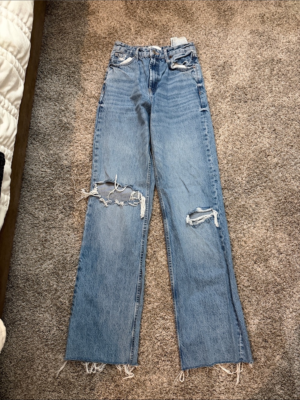 BRITTANY ALDEAN’s Zara jeans